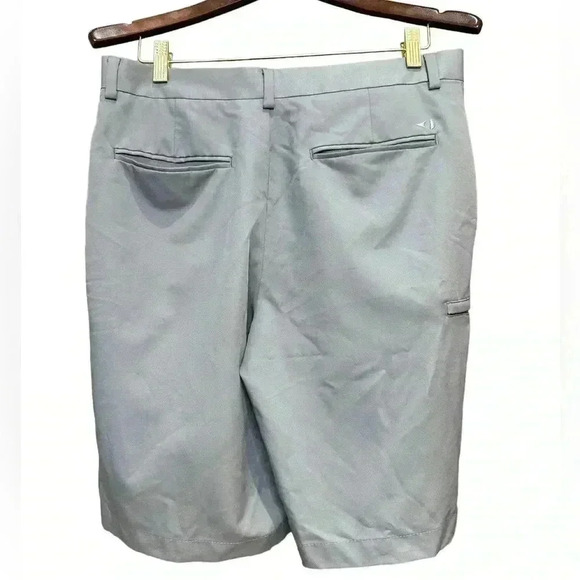 Grand Slam Grey Mens Golf Shorts size 32 - Picture 2 of 3